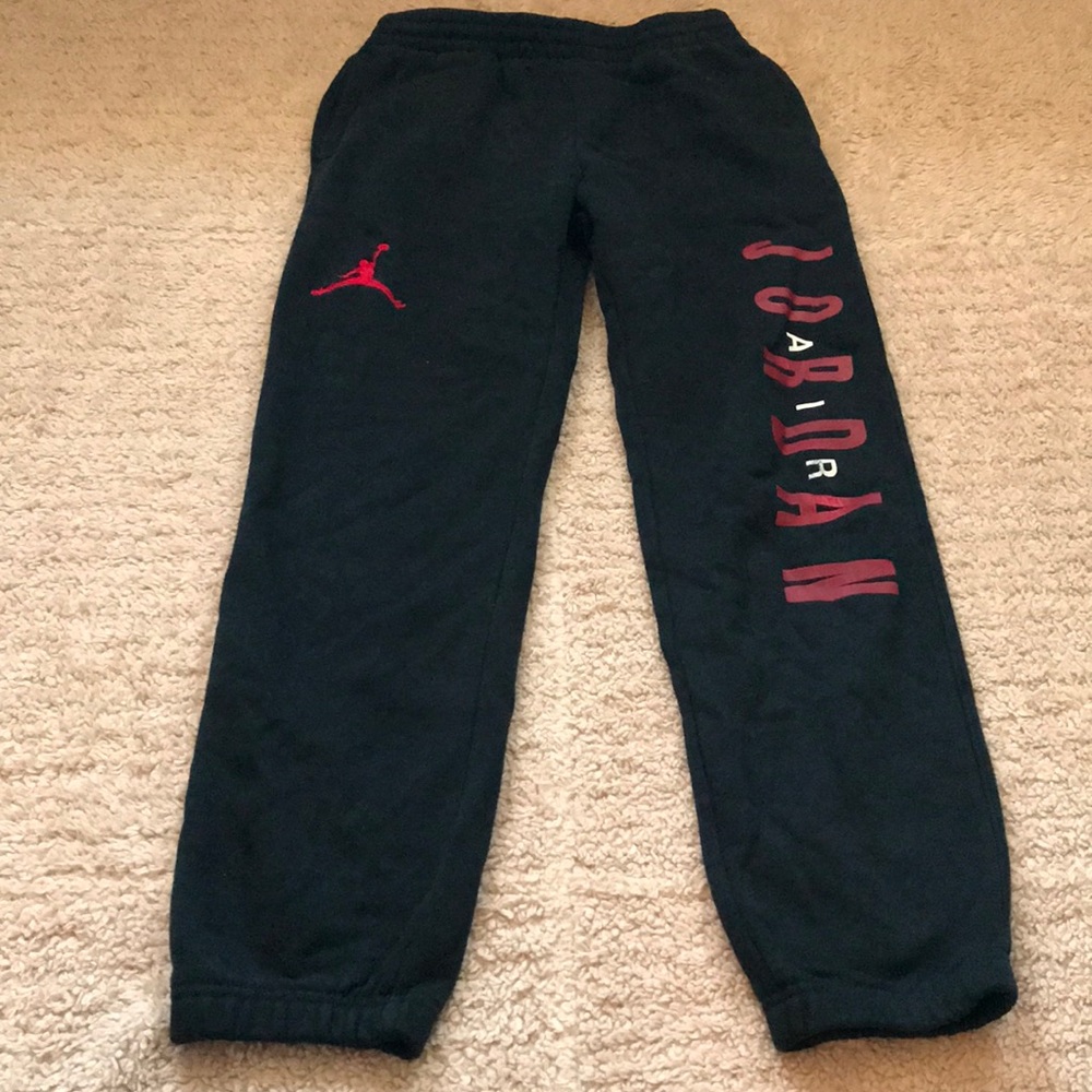 Boys Jordan sweatpants